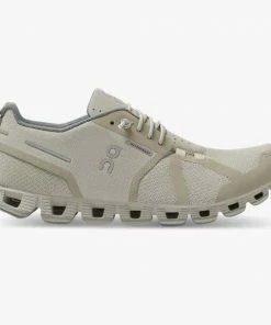 ON Running Women's Cloud Waterproof Women's Footwear