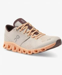 ON Running Women's Cloud X