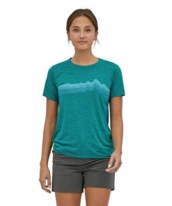 Patagonia Women's Cap Cool Daily Graphic Shirt